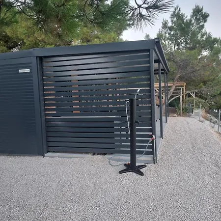 Hipo Camp Mobil Arta Camping Pakoštane