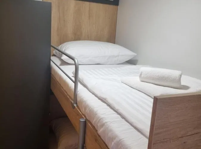营地 Hipo Camp Mobil Arta Pakoštane