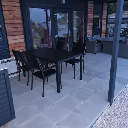 营地 Hipo Camp Mobil Arta Pakoštane